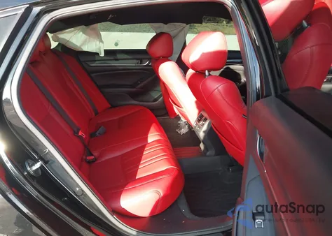 2021 Honda Accord Sport 2.0T z USA, uszkodzony, nr VIN 1HGCV2F33MA014360